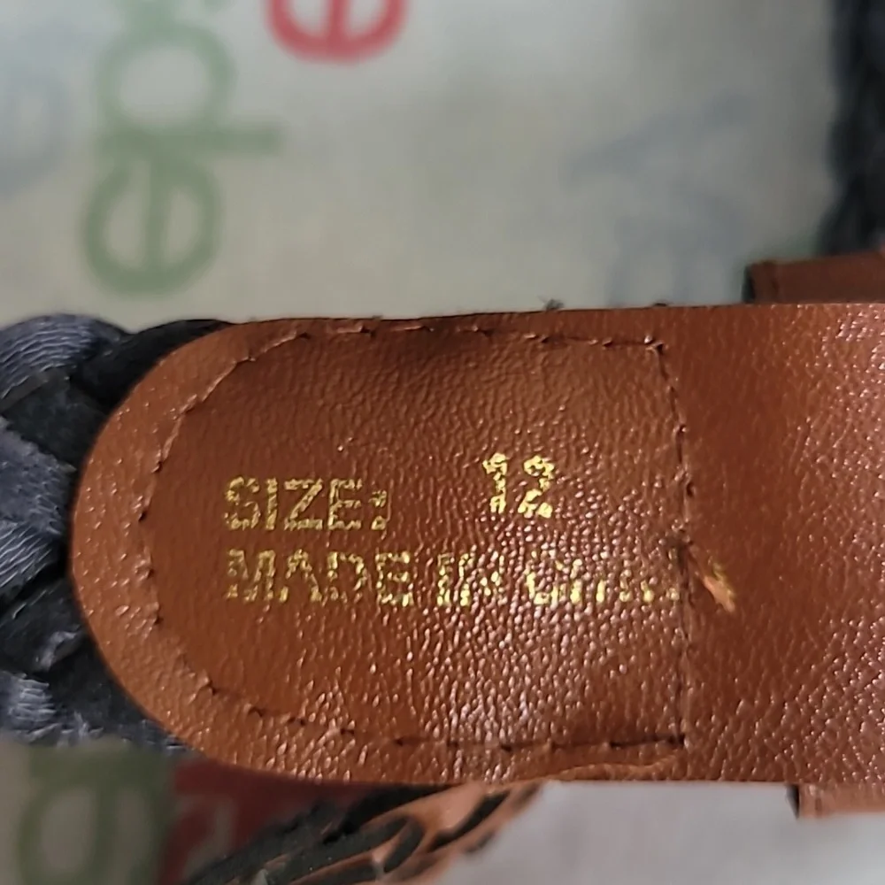 Brown Weaved Faux Leather belt Sz 12 Kids